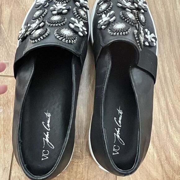 VC John Camuto Sneakers size 8 Women’s Black Leather Floral Embellished Slip On - Picture 4 of 9